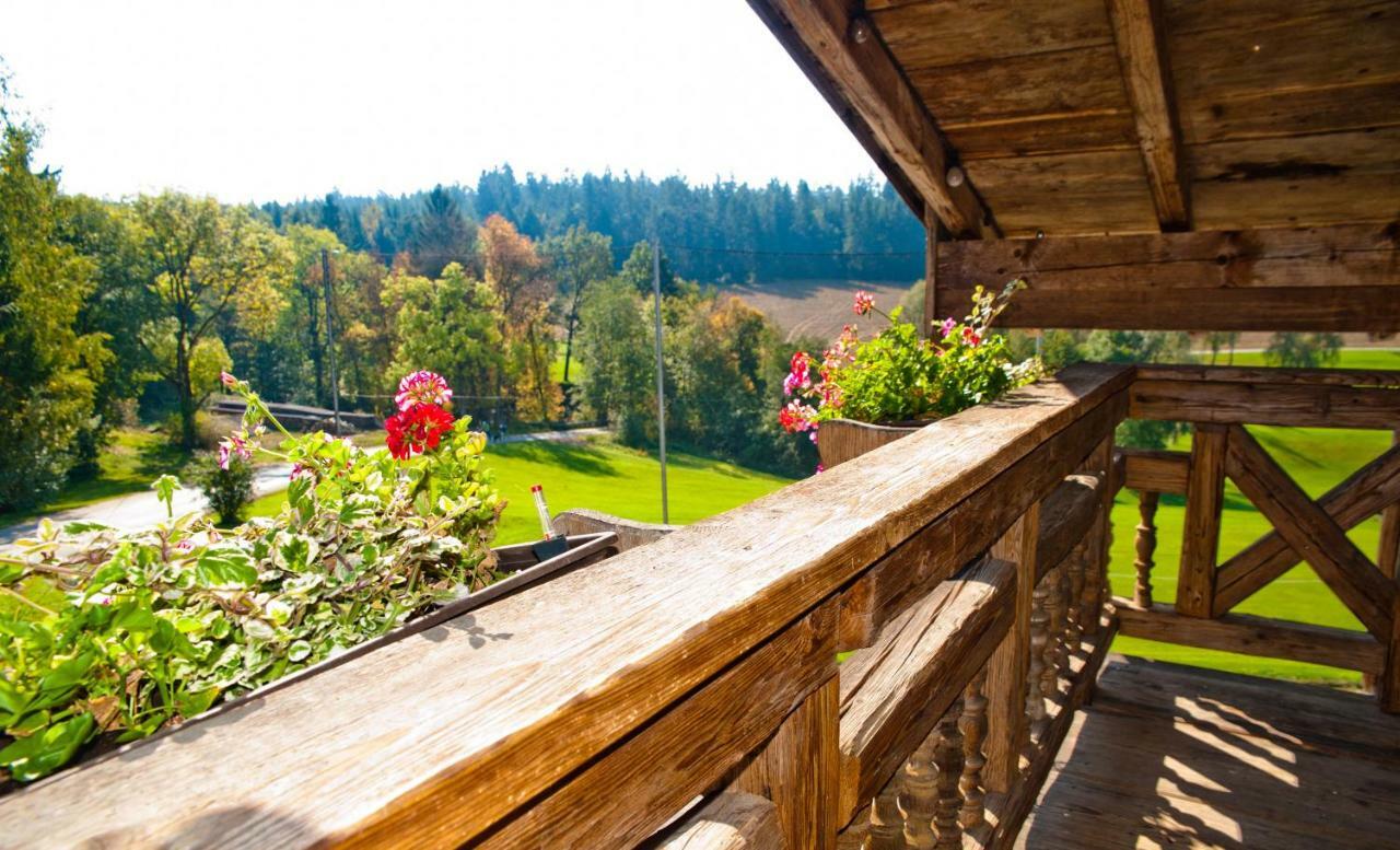 Topfit-Freizeitpark Hotell Freinberg Exteriör bild